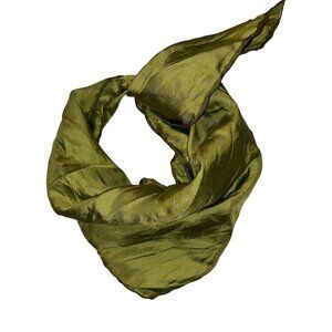 turnbull & asser British 100% silk olive green hand rol.led sewn pocket …